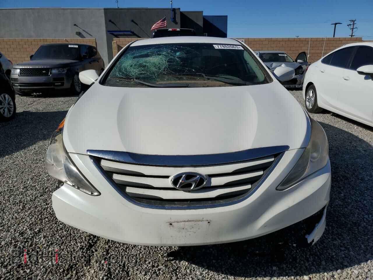 2014 HYUNDAI SONATA - VIN: 5NPEB4AC3EH892450 - Фото 5
