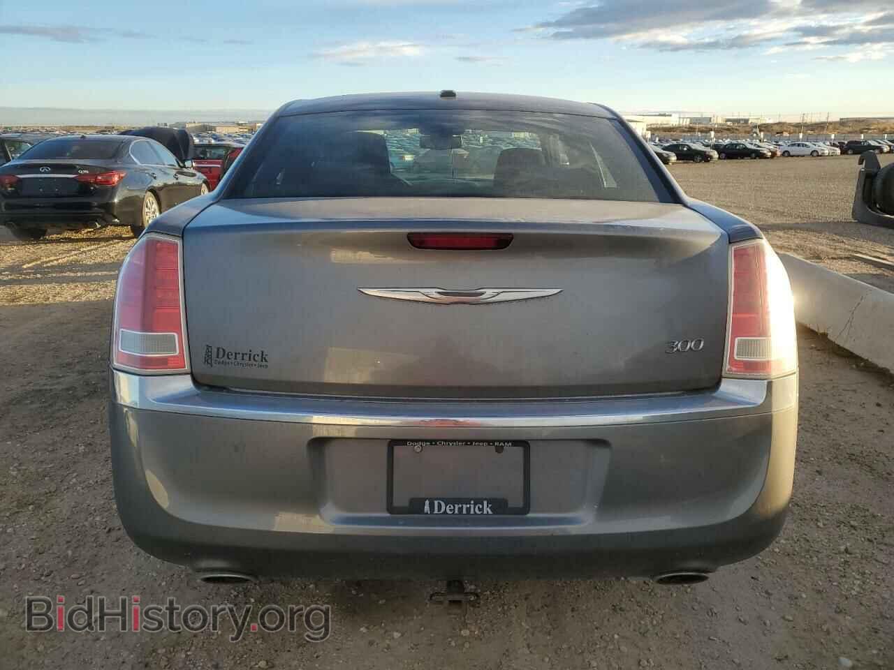 2012 CHRYSLER 300 - VIN: 2C3CCAAG7CH110229 - Фото 6