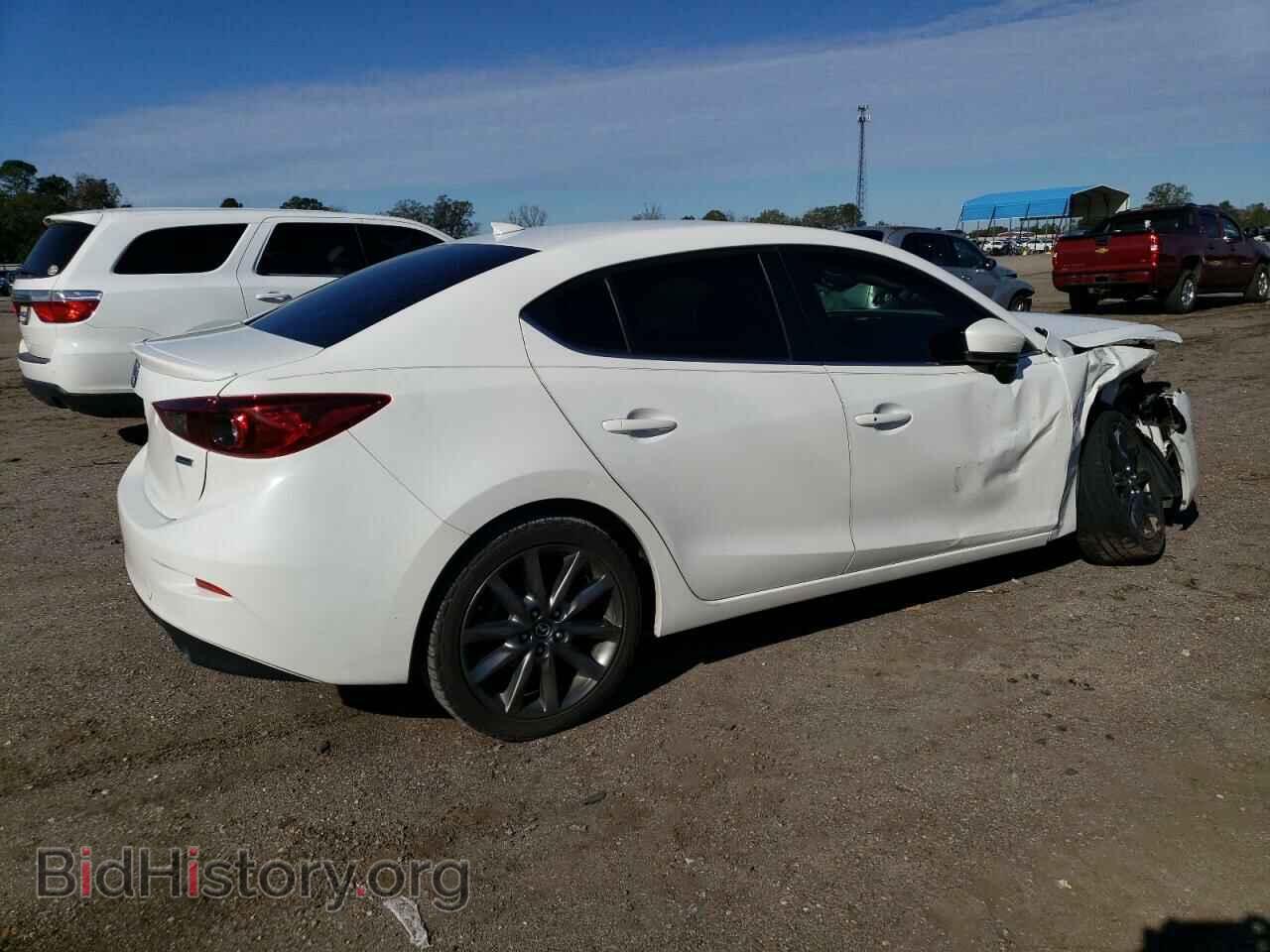 2018 MAZDA 3 - VIN: 3MZBN1V32JM256896 - Фото 3