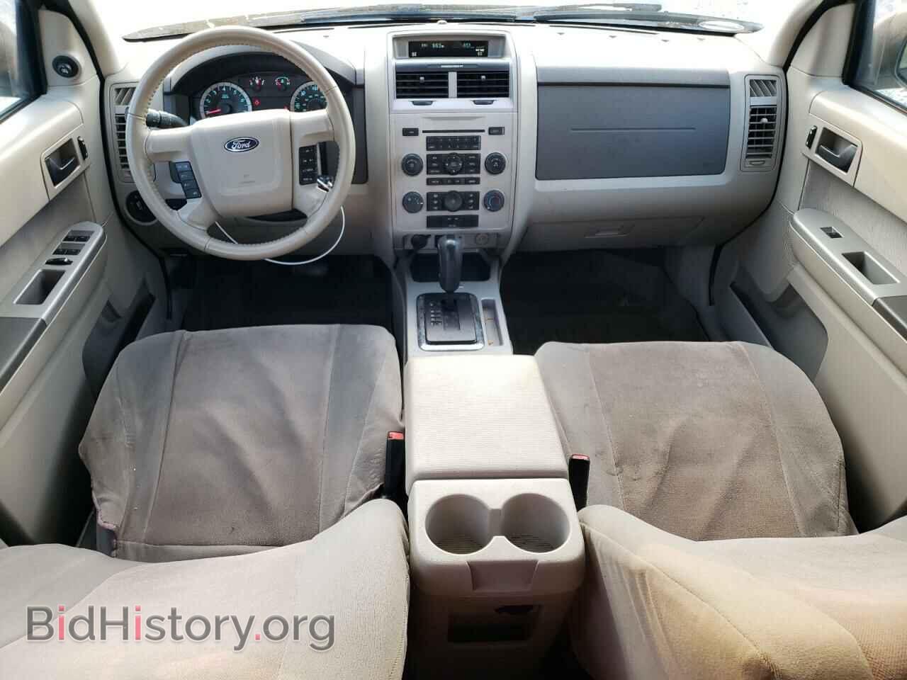2011 FORD ESCAPE - VIN: 1FMCU9DG0BKC70782 - Фото 8