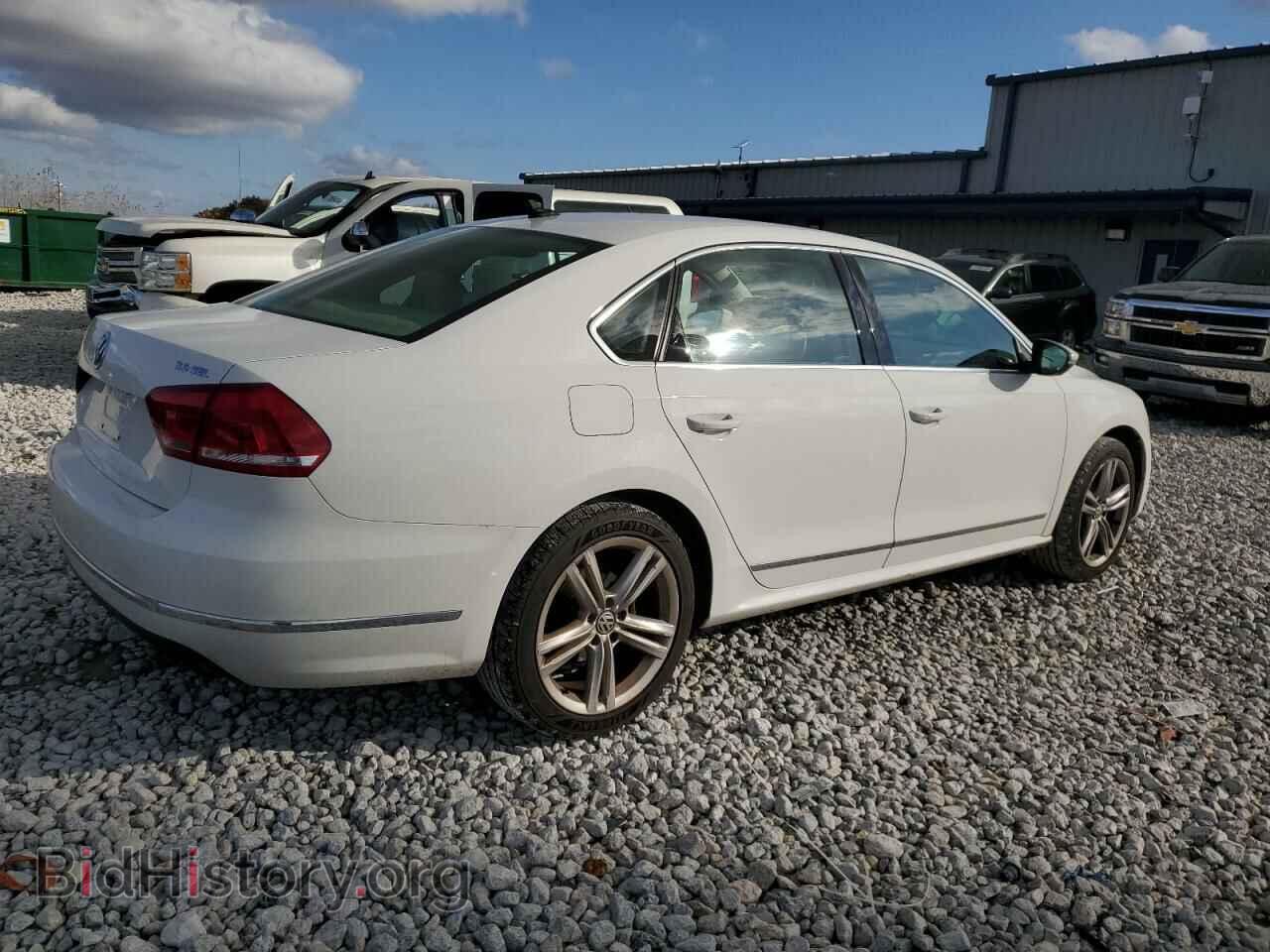 2012 VOLKSWAGEN PASSAT - VIN: 1VWCM7A38CC070543 - Фото 3