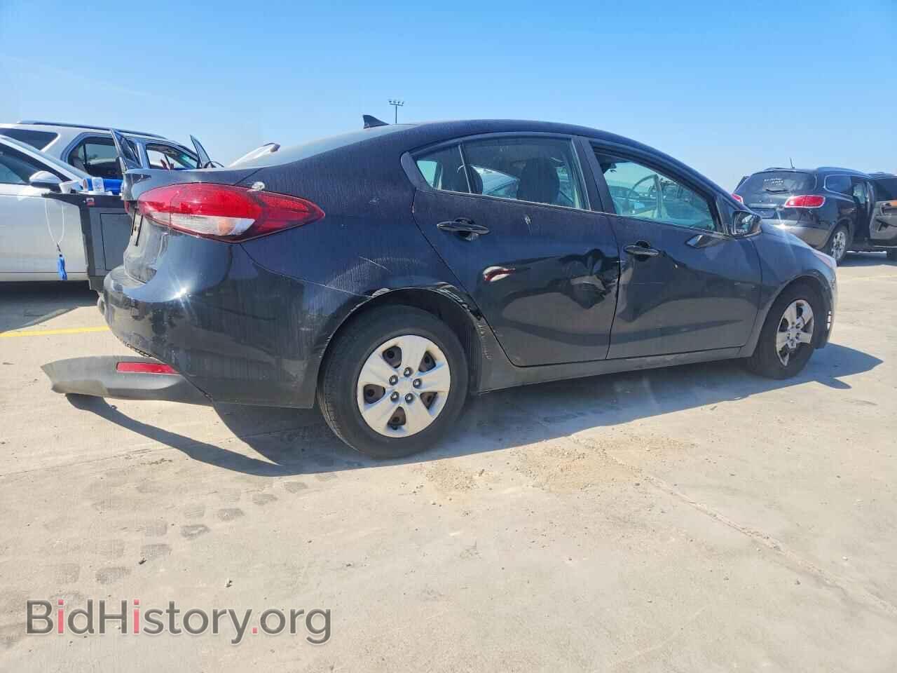 2017 KIA FORTE LX - VIN: 3KPFL4A79HE160143 - Фото 3