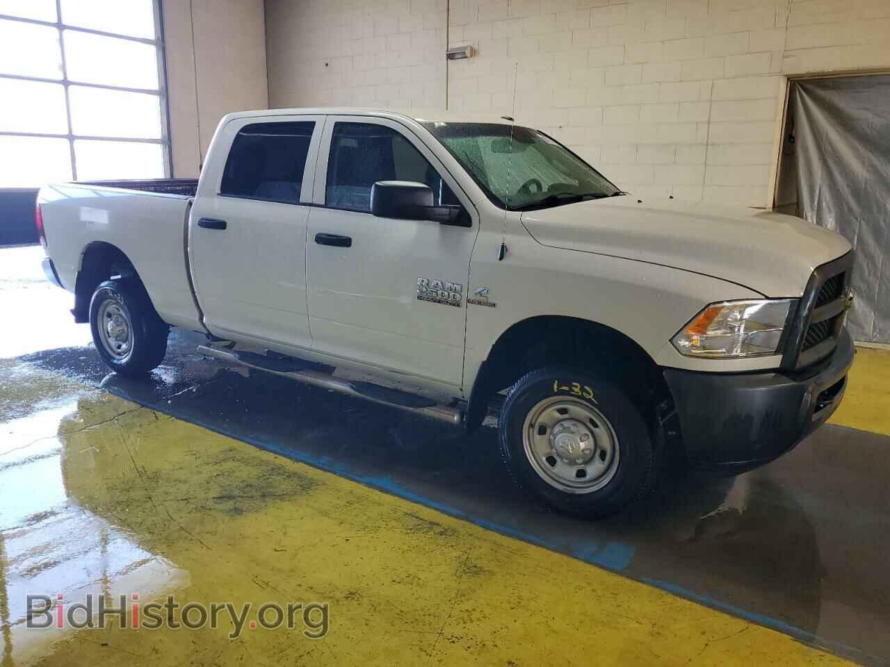 2014 RAM All Models - VIN: 3C6UR5CL9EG223500 - Photo 4