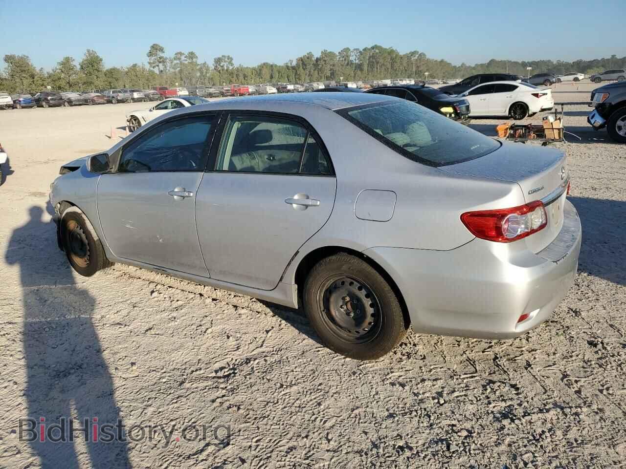 2011 TOYOTA COROLLA - VIN: 2T1BU4EE8BC573911 - Фото 2