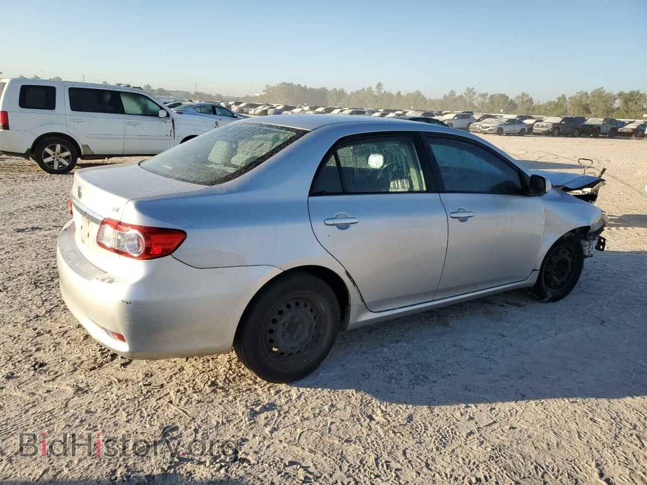 2011 TOYOTA COROLLA - VIN: 2T1BU4EE8BC573911 - Фото 3