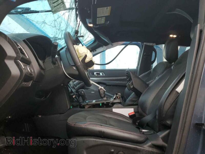 2019 Ford EXPLORER (VIN 1FM5K8D87KGA69434) — photo 7 of 13