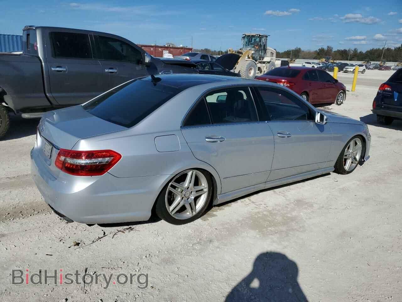 2011 MERCEDES-BENZ E-CLASS - VIN: WDDHF7CB8BA312674 - Фото 3