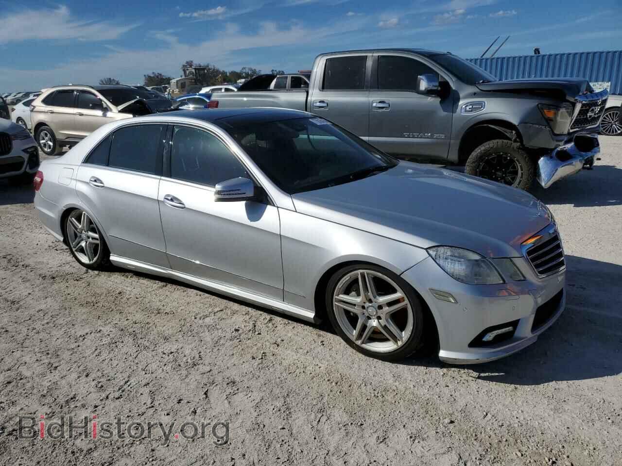 2011 MERCEDES-BENZ E-CLASS - VIN: WDDHF7CB8BA312674 - Фото 4