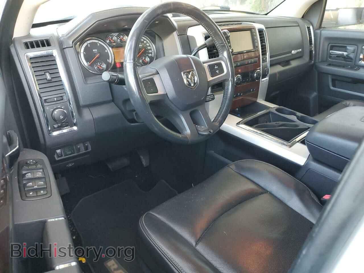 2011 DODGE All Models - VIN: 3D73M4CL9BG621272 - Фото 8