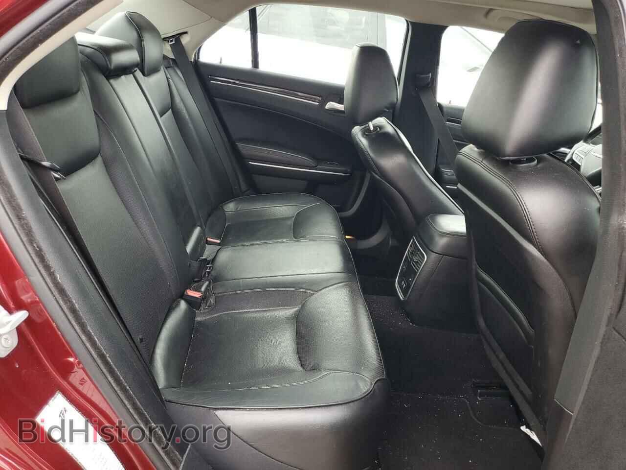 2019 CHRYSLER 300 - VIN: 2C3CCAEG0KH585634 - Фото 10