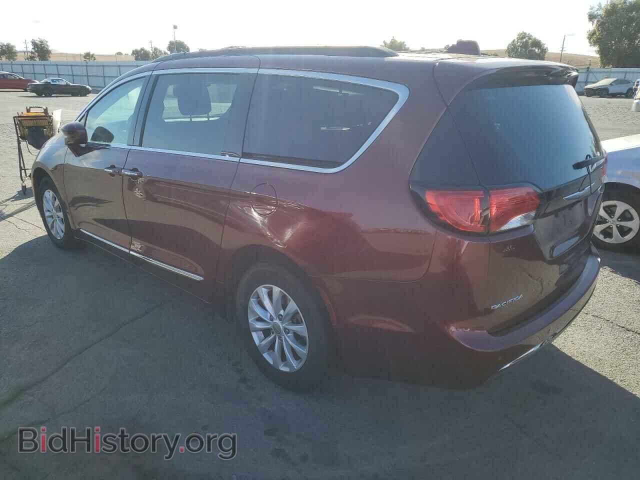 2017 CHRYSLER PACIFICA - VIN: 2C4RC1BG9HR642281 - Photo 2