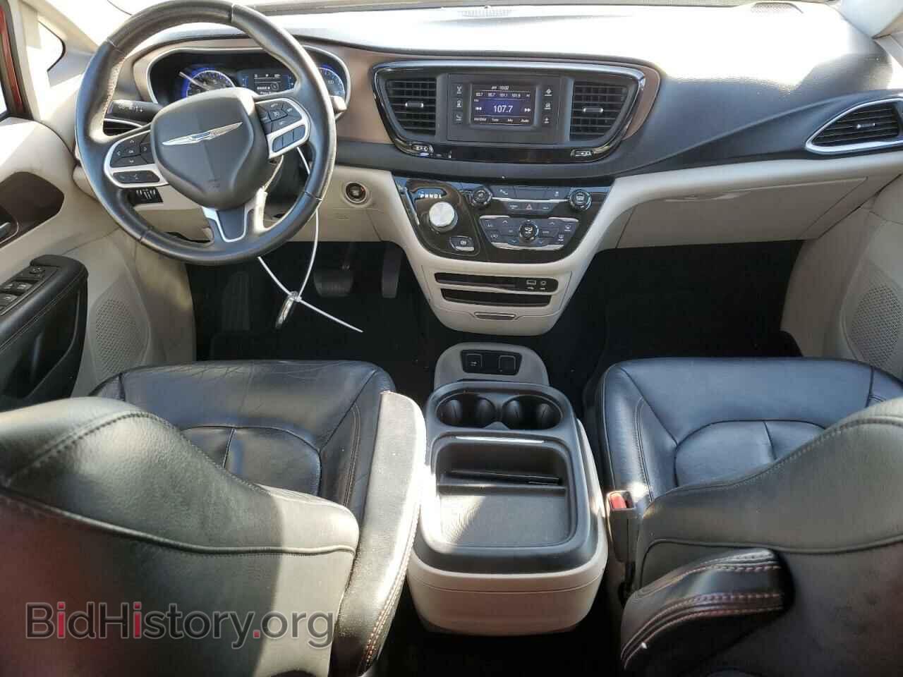 2017 CHRYSLER PACIFICA - VIN: 2C4RC1BG9HR642281 - Photo 8