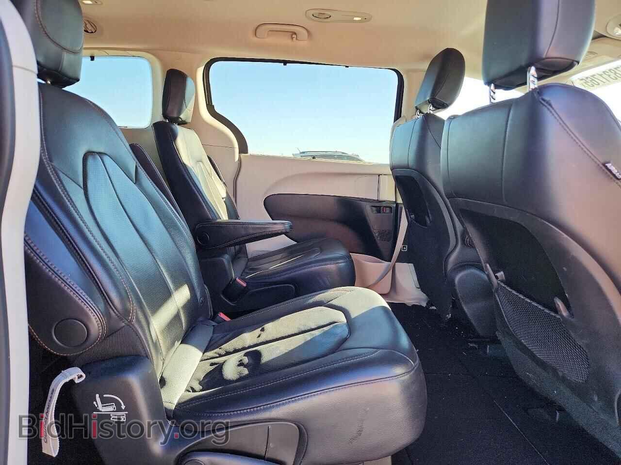 2018 CHRYSLER PACIFICA - VIN: 2C4RC1BG0JR192736 - Photo 11