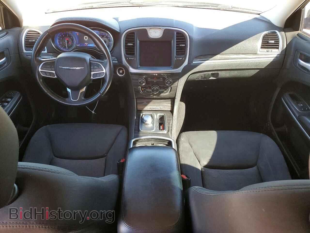 2020 CHRYSLER 300 - VIN: 2C3CCAAG0LH209359 - Фото 8
