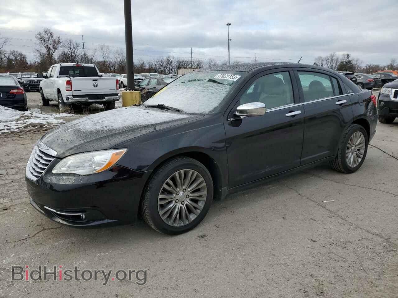 Photo 1C3BC2FB0BN543363 - CHRYSLER 200 2011