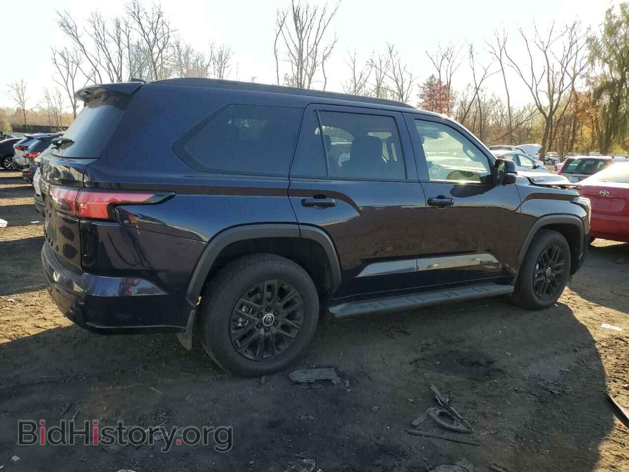 2024 TOYOTA SEQUOIA - VIN: 7SVAAABA5RX034278 - Фото 3