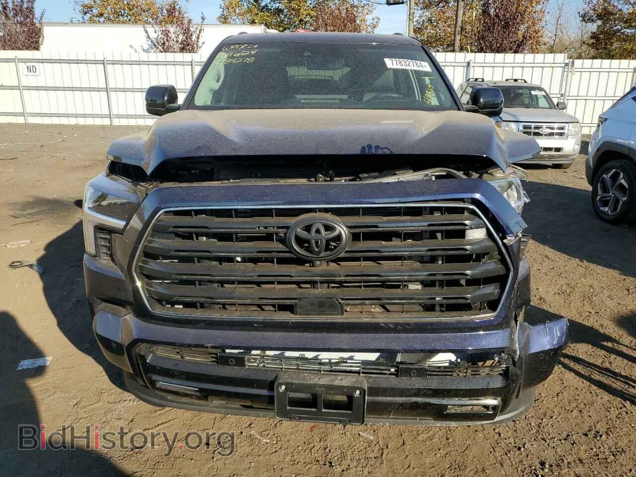 2024 TOYOTA SEQUOIA - VIN: 7SVAAABA5RX034278 - Фото 5