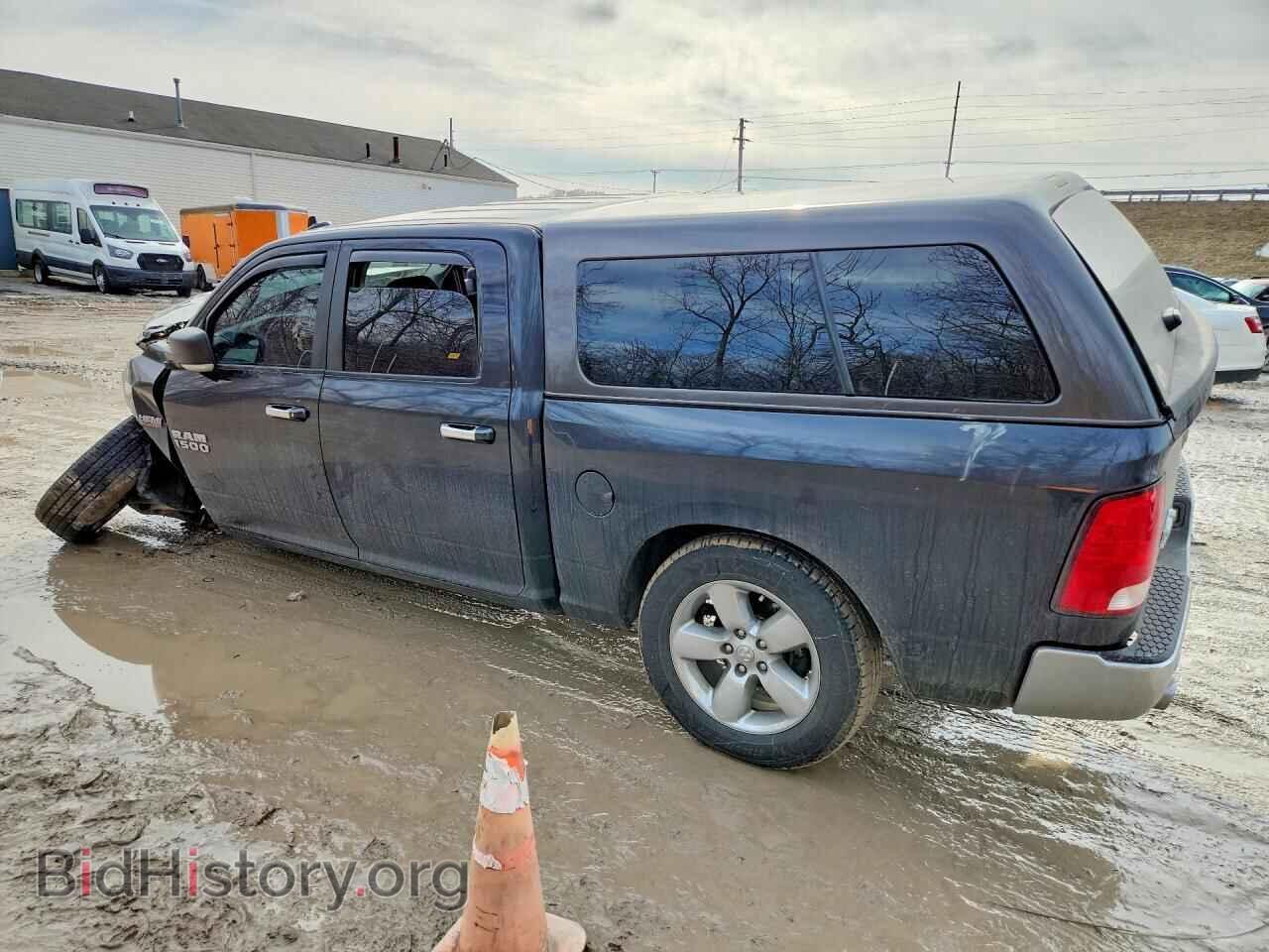 2017 RAM 1500 - VIN: 3C6RR7LT4HG618139 - Фото 2