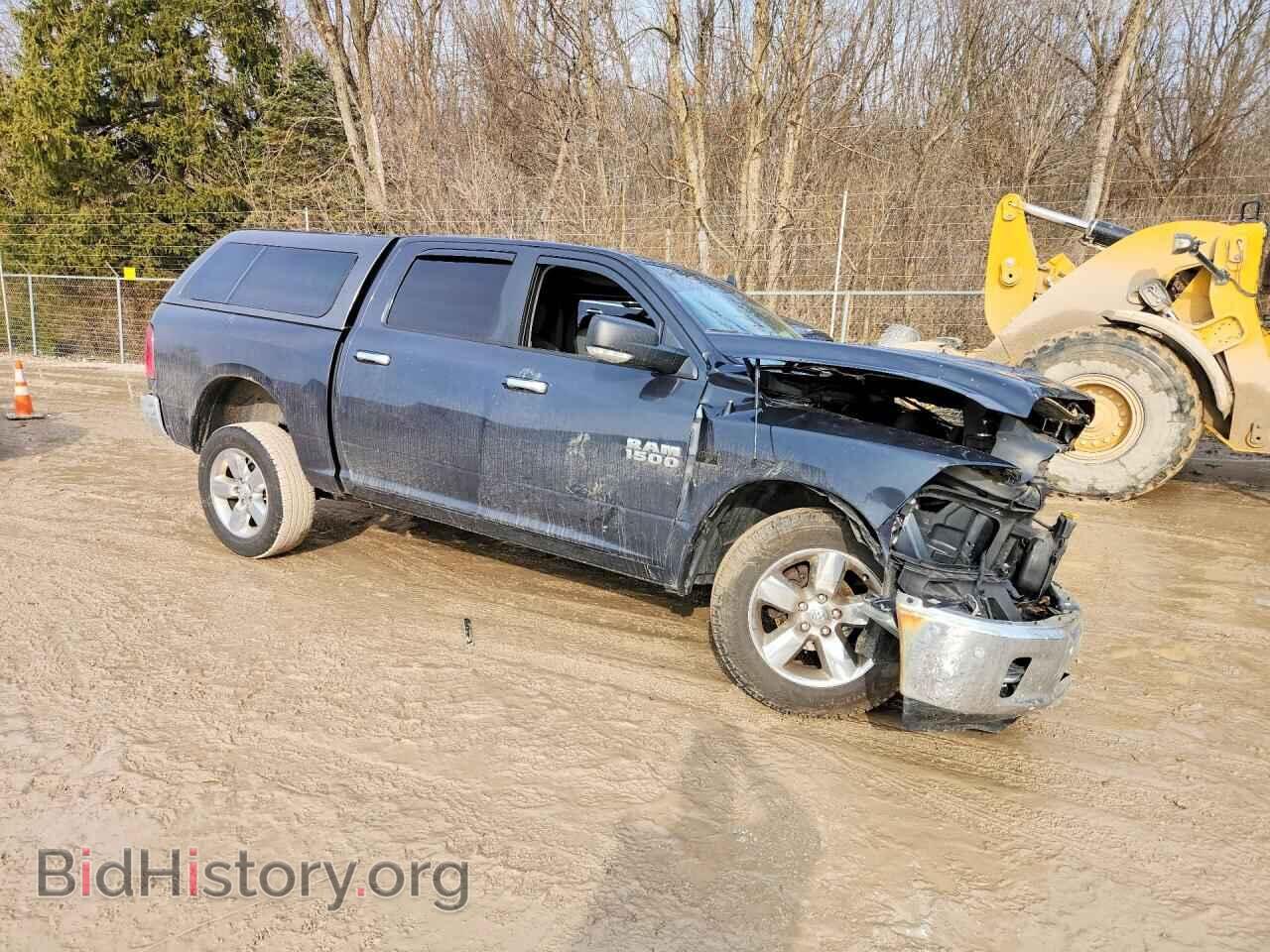 2017 RAM 1500 - VIN: 3C6RR7LT4HG618139 - Фото 4