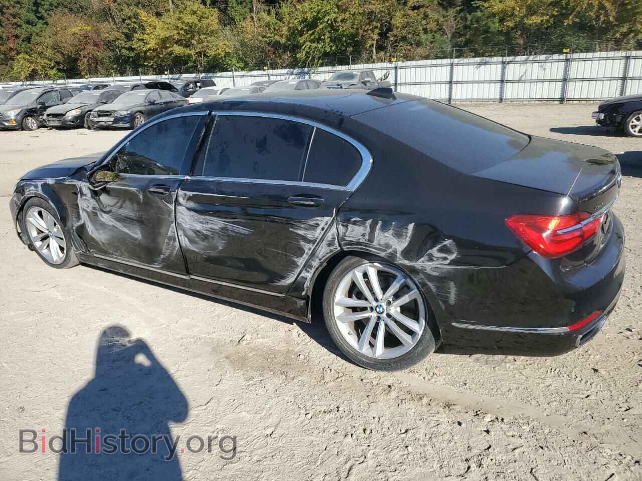 2016 BMW 7 SERIES - VIN: WBA7F2C53GG417224 - Фото 2
