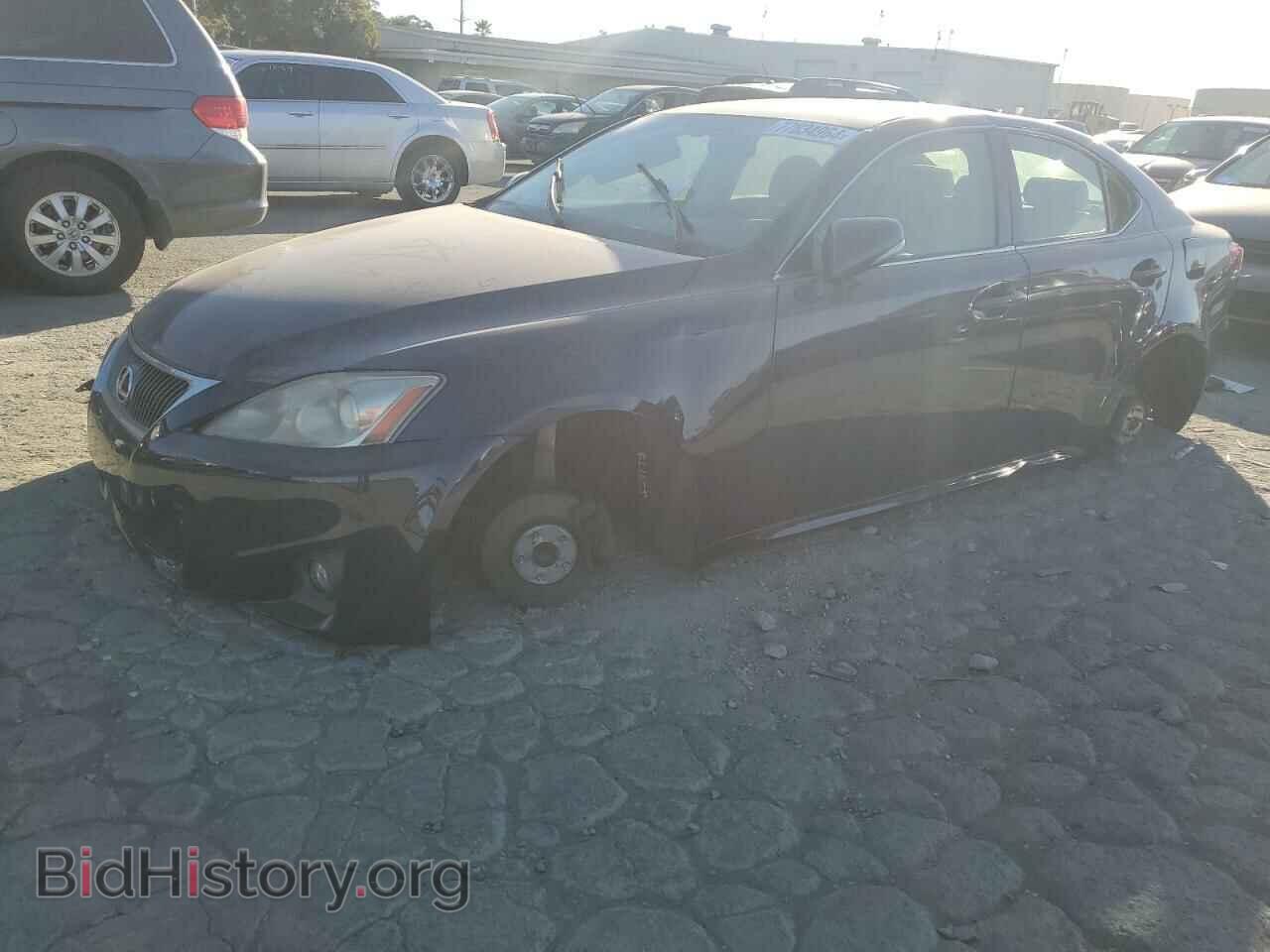 Photo JTHBF5C20B5153631 - LEXUS IS 2011