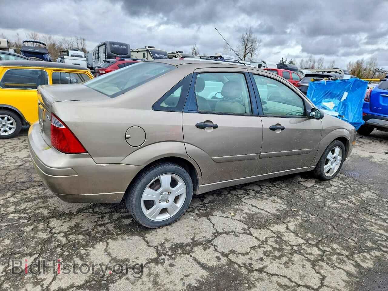 2005 FORD FOCUS - VIN: 1FAFP34N85W231056 - Фото 3