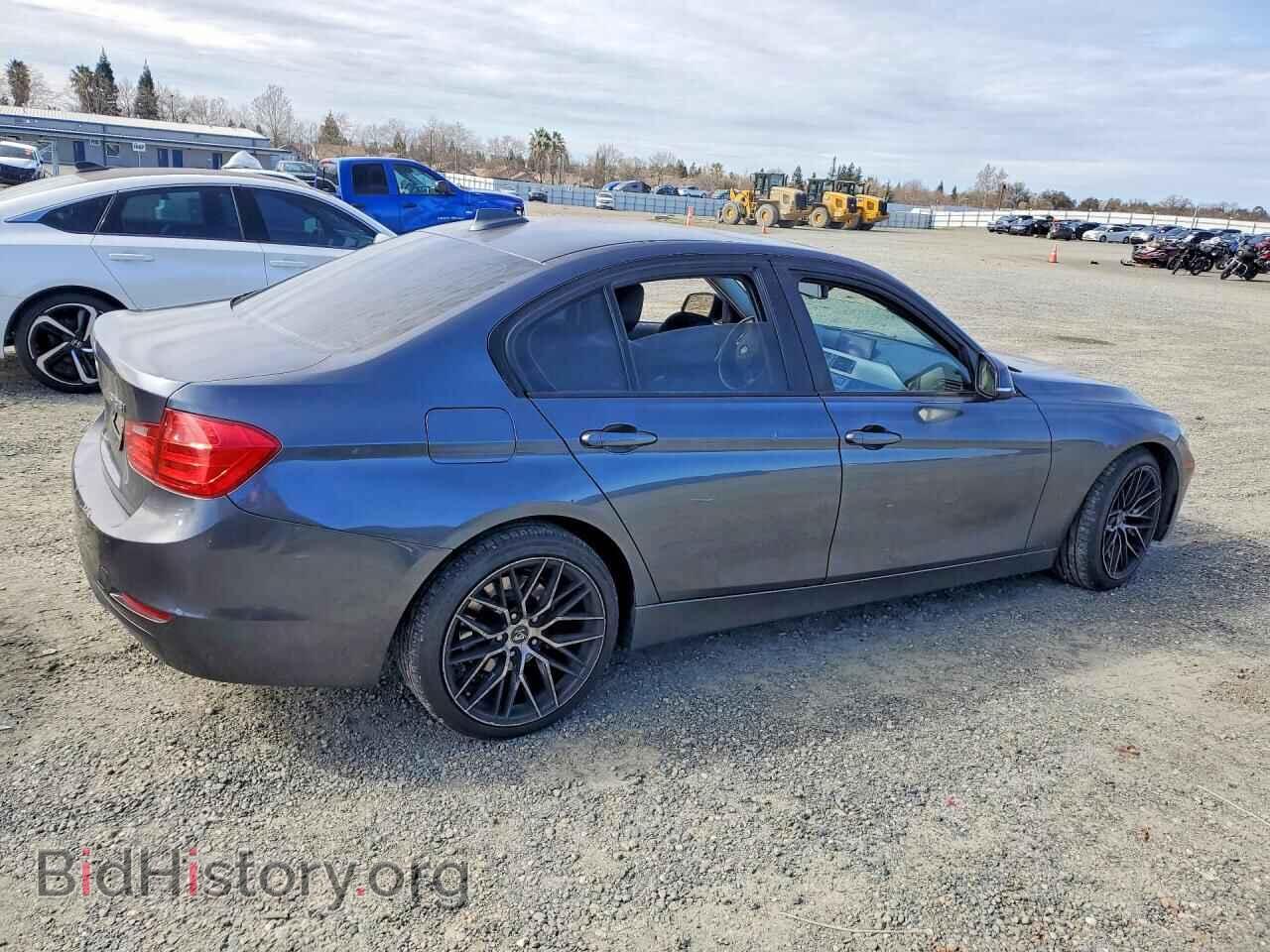 2013 BMW 328 - VIN: WBA3C1G54DNR44062 - Фото 3