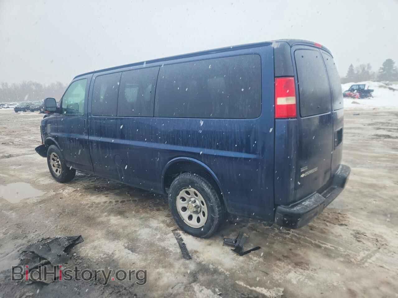 2011 CHEVROLET EXPRESS - VIN: 1GNSGBF44B1169517 - Фото 2