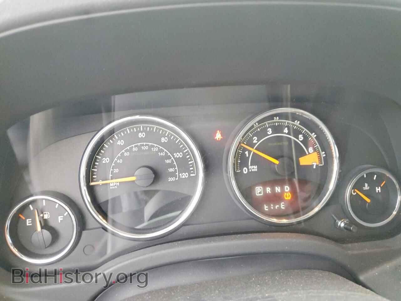 2014 JEEP COMPASS - VIN: 1C4NJDEB6ED531093 - Photo 9