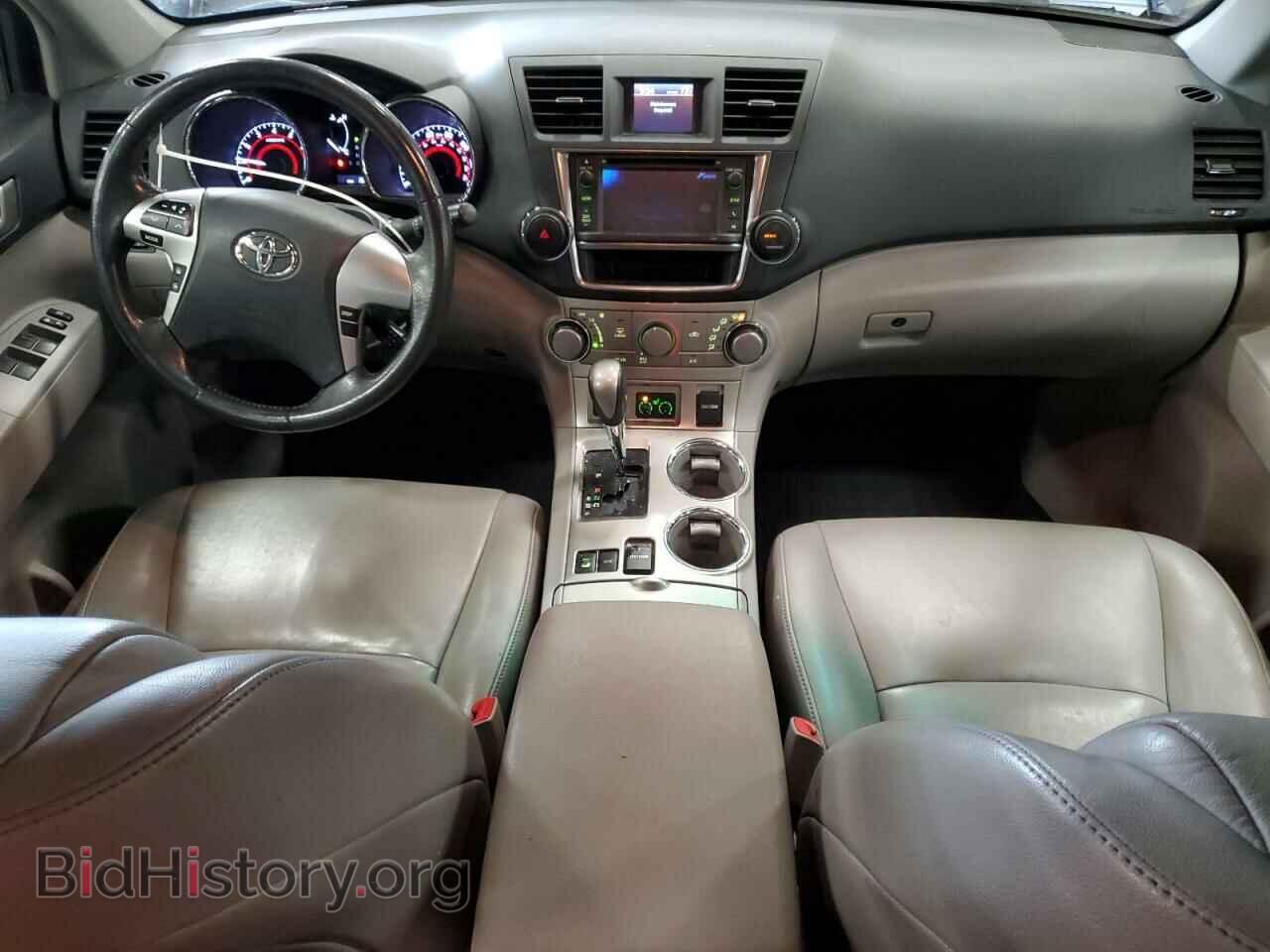 2013 TOYOTA HIGHLANDER - VIN: 5TDBK3EH8DS253265 - Фото 8