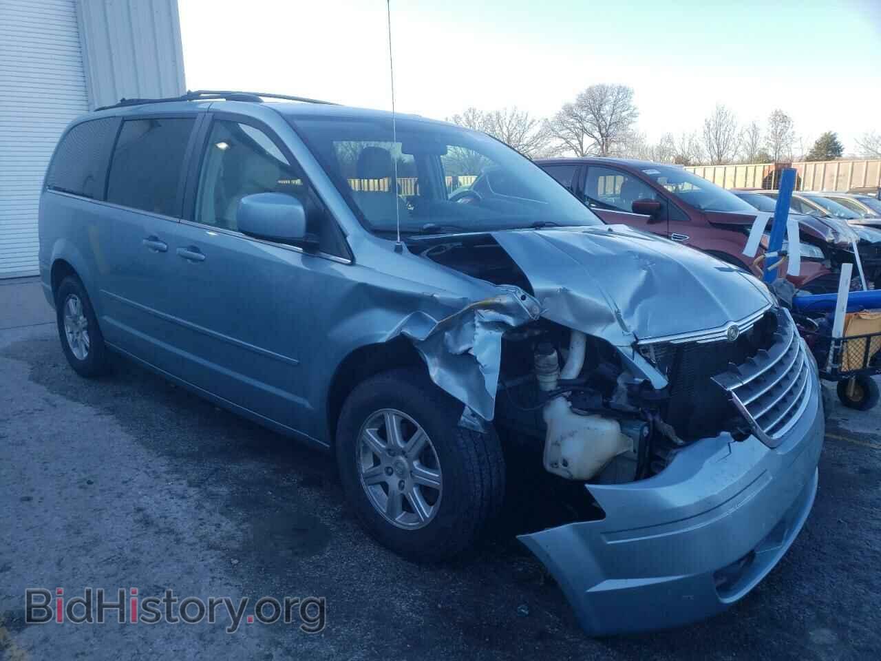 2008 CHRYSLER MINIVAN - VIN: 2A8HR54PX8R629711 - Фото 4