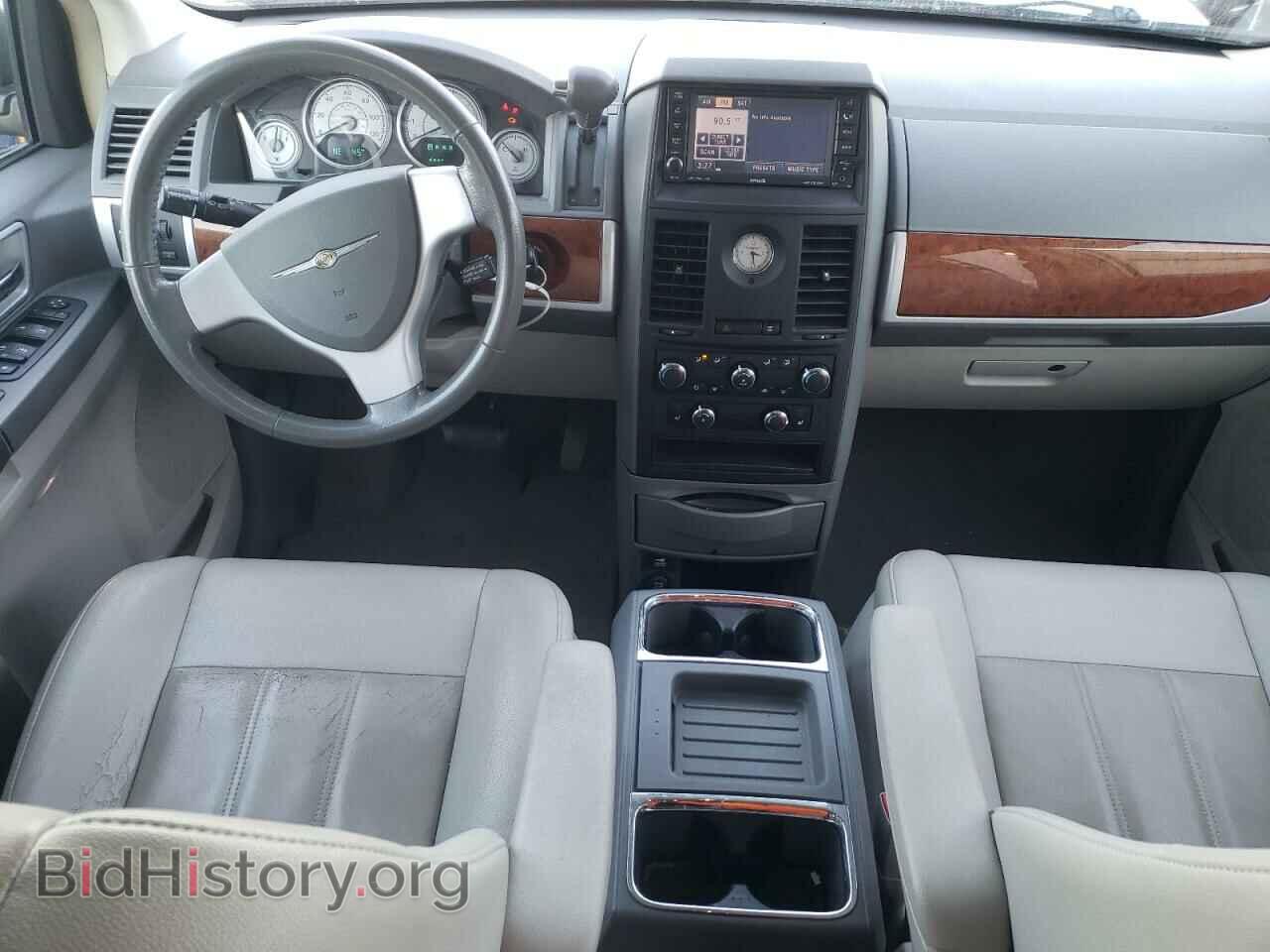 2008 CHRYSLER MINIVAN - VIN: 2A8HR54PX8R629711 - Фото 8