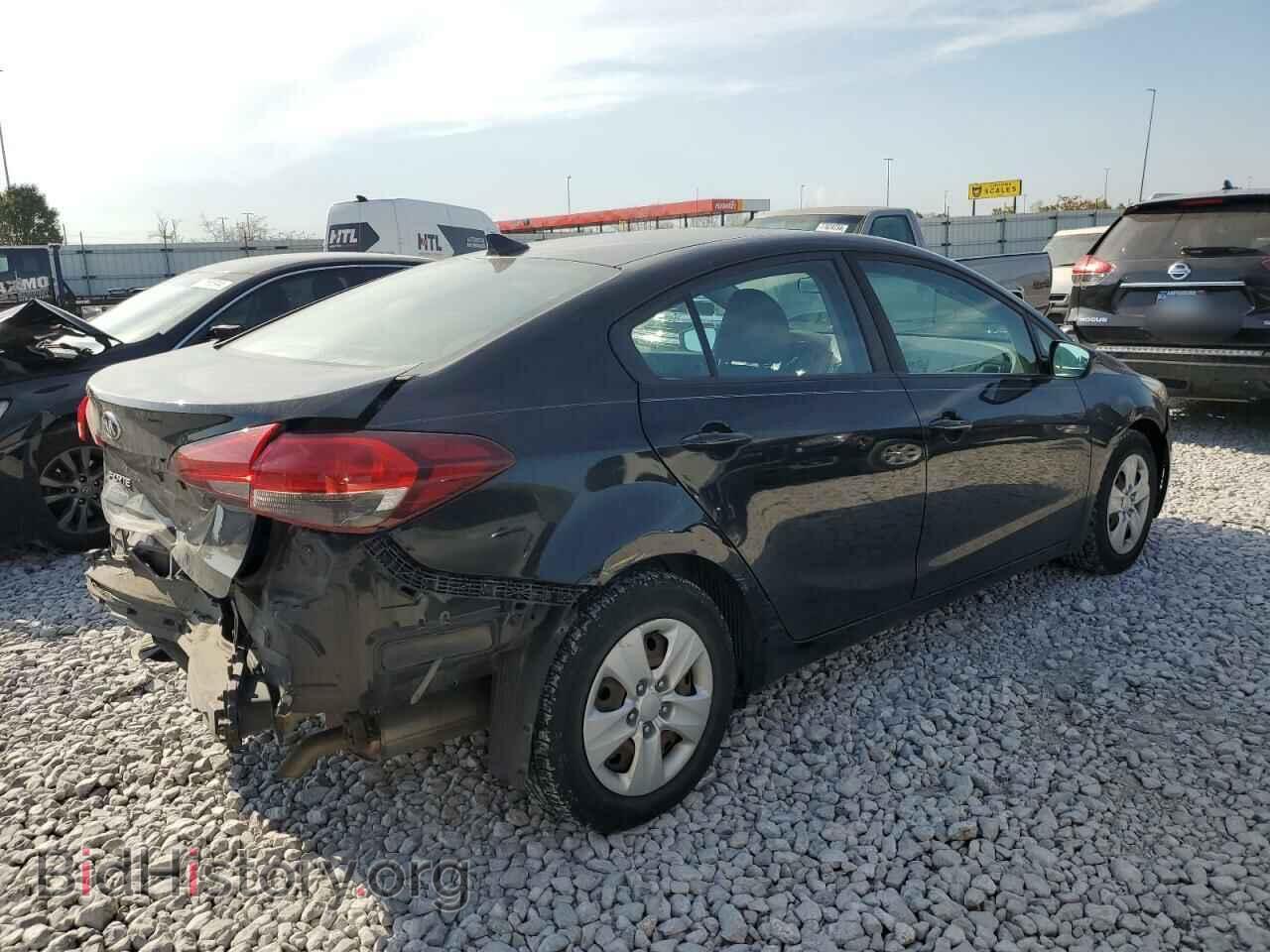 2017 KIA FORTE - VIN: 3KPFK4A73HE123771 - Фото 3