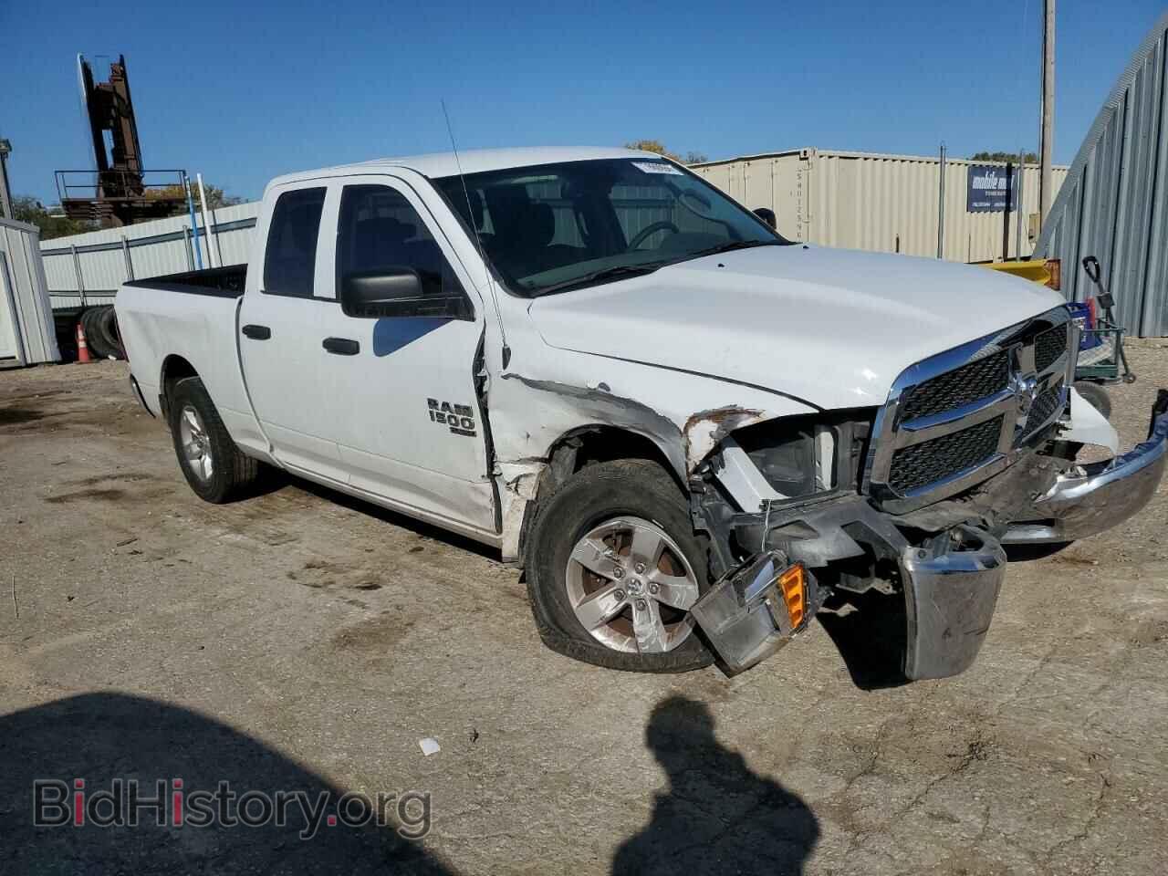 2019 RAM 1500 - VIN: 1C6RR6FG7KS546619 - Фото 4