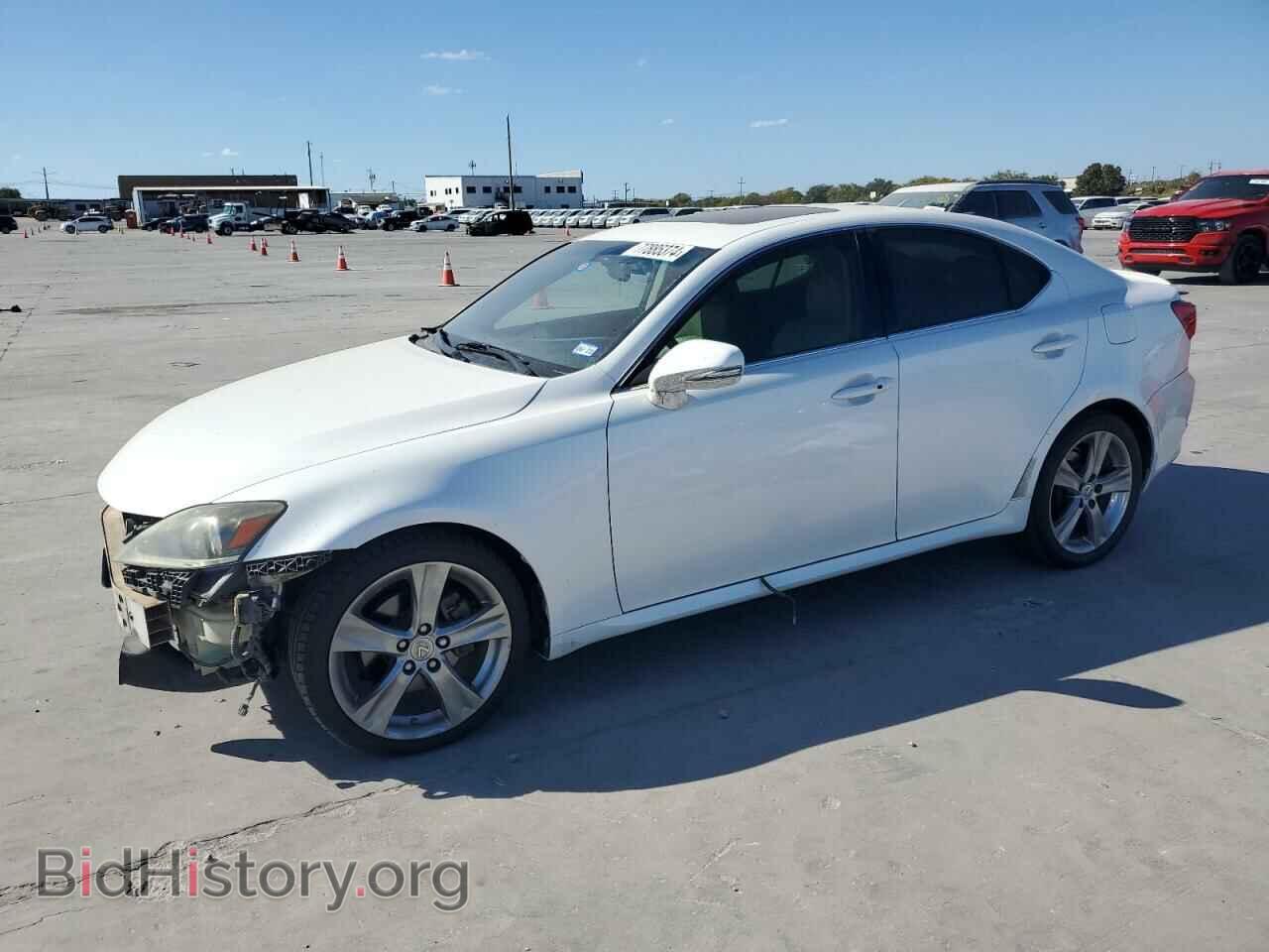 Photo JTHBF5C28D5188422 - LEXUS IS 2013