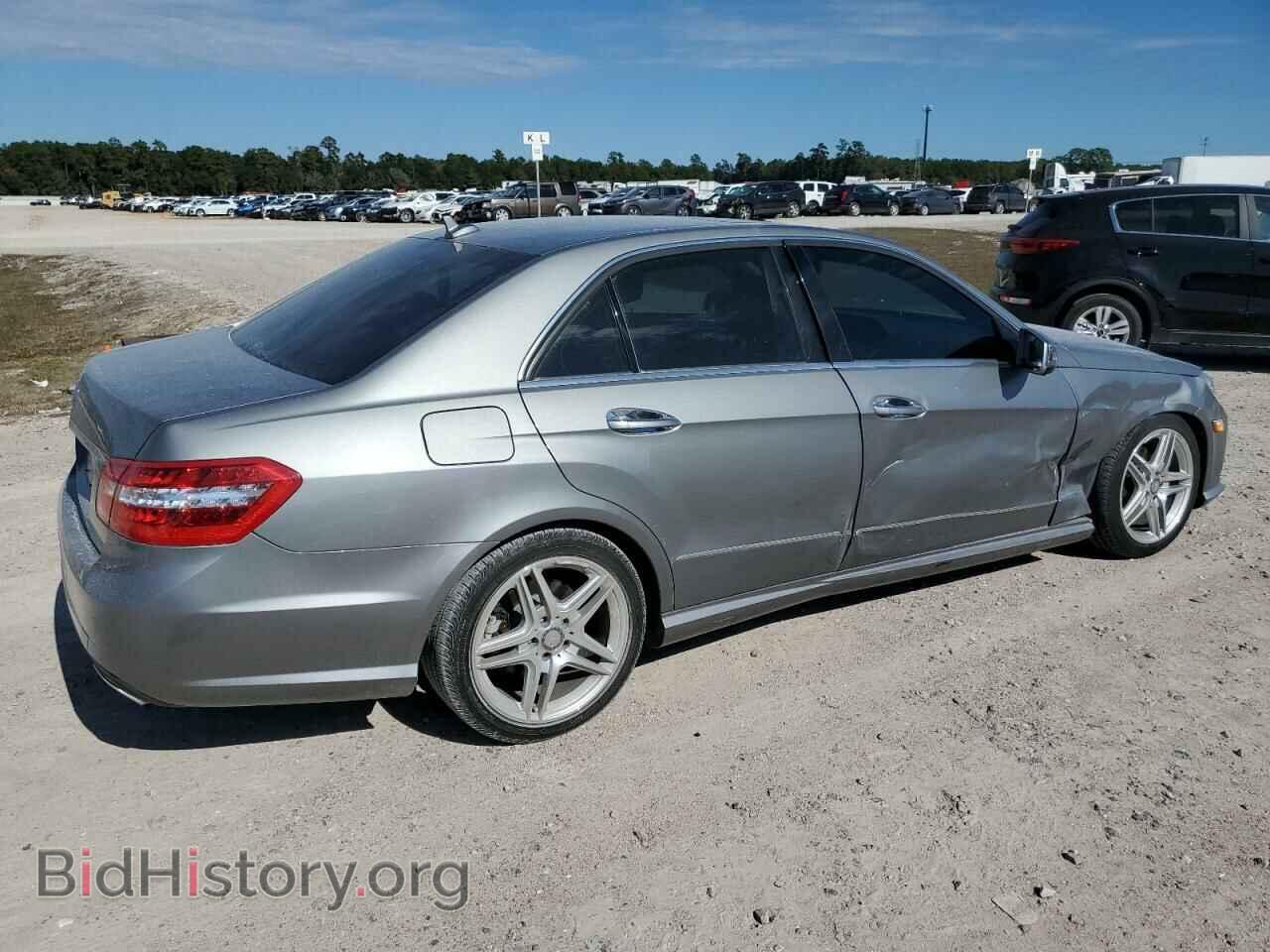 2011 MERCEDES-BENZ E-CLASS - VIN: WDDHF5GB2BA353428 - Фото 3