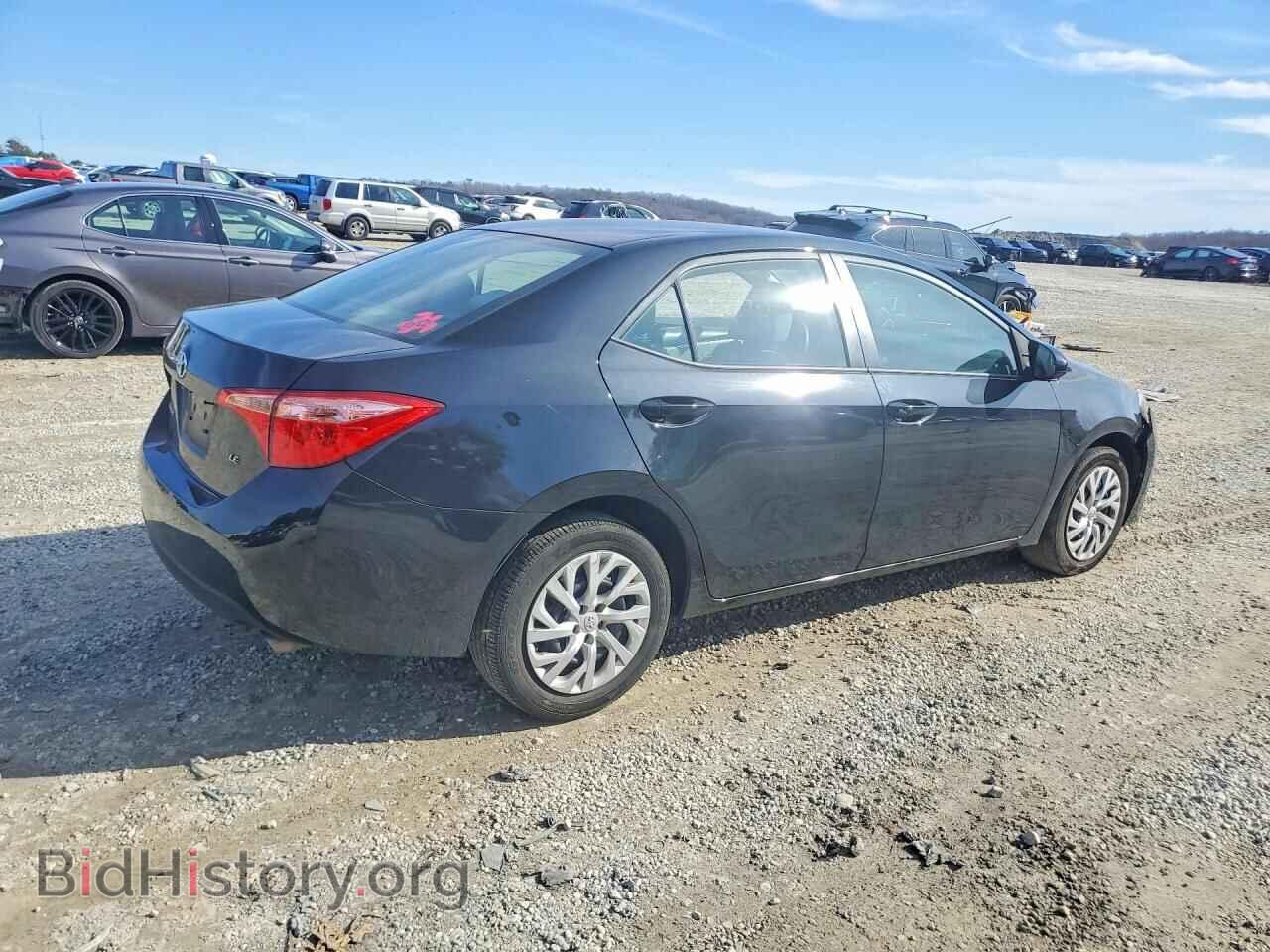 2018 TOYOTA COROLLA - VIN: 5YFBURHEXJP744990 - Фото 3