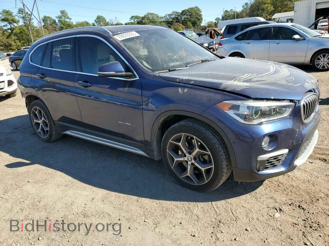 2017 BMW X1 - VIN: WBXHT3C39H5F87451 - Фото 4