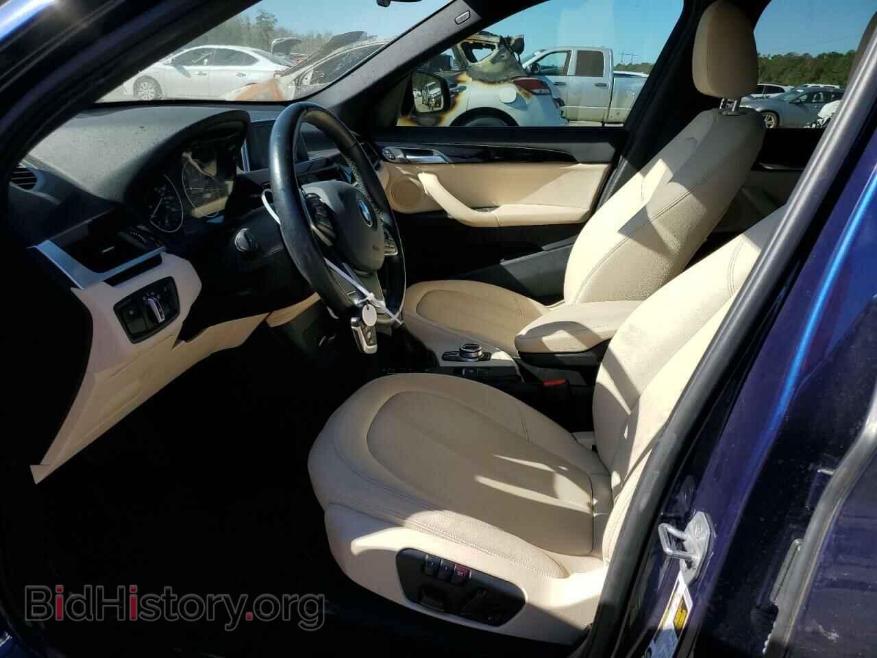 2017 BMW X1 - VIN: WBXHT3C39H5F87451 - Фото 7