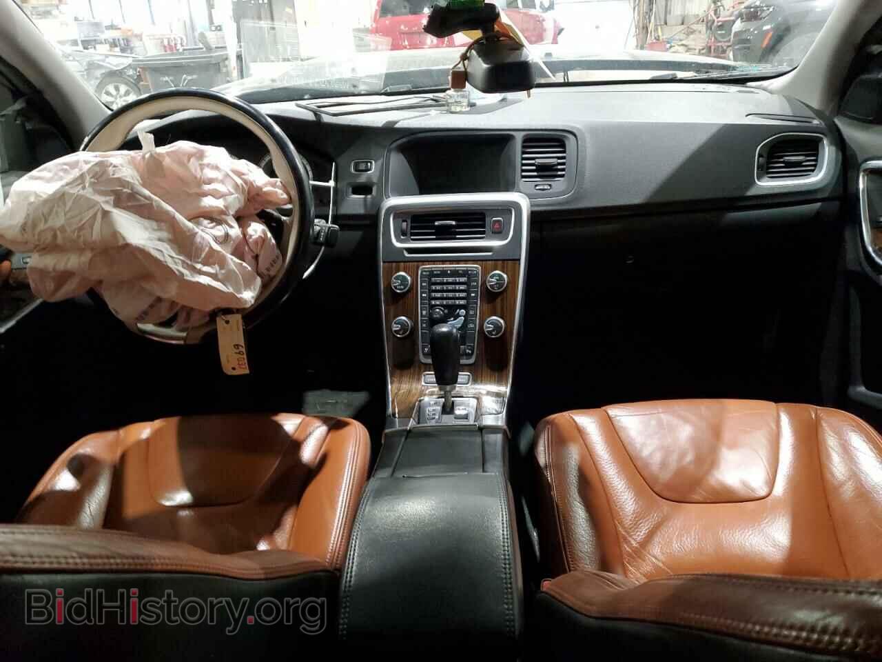 2011 VOLVO S60 - VIN: YV1902FH1B2006357 - Фото 8