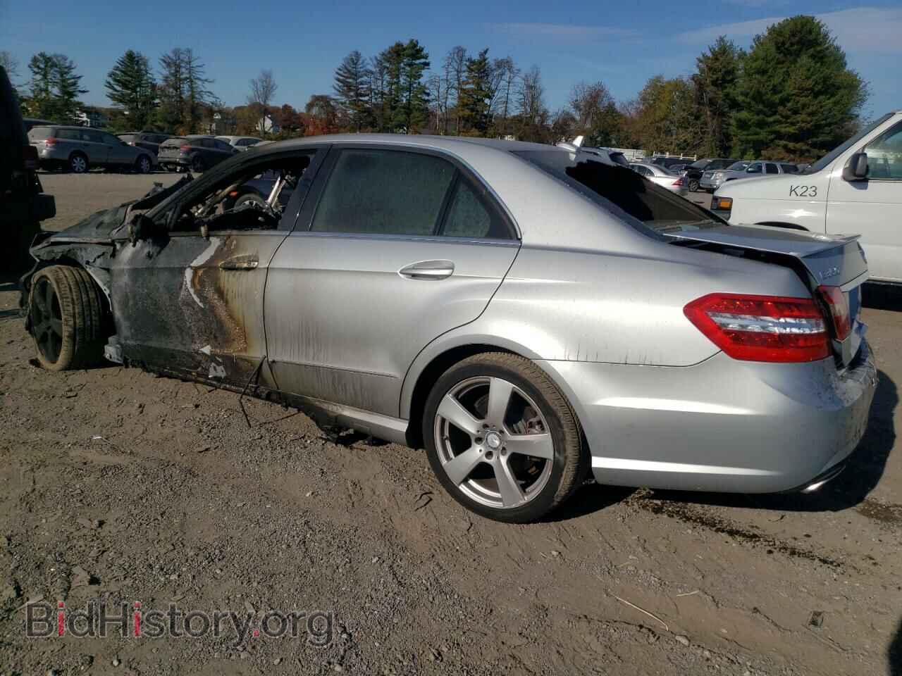 2011 MERCEDES-BENZ E-CLASS - VIN: WDDHF8HB8BA425975 - Фото 2