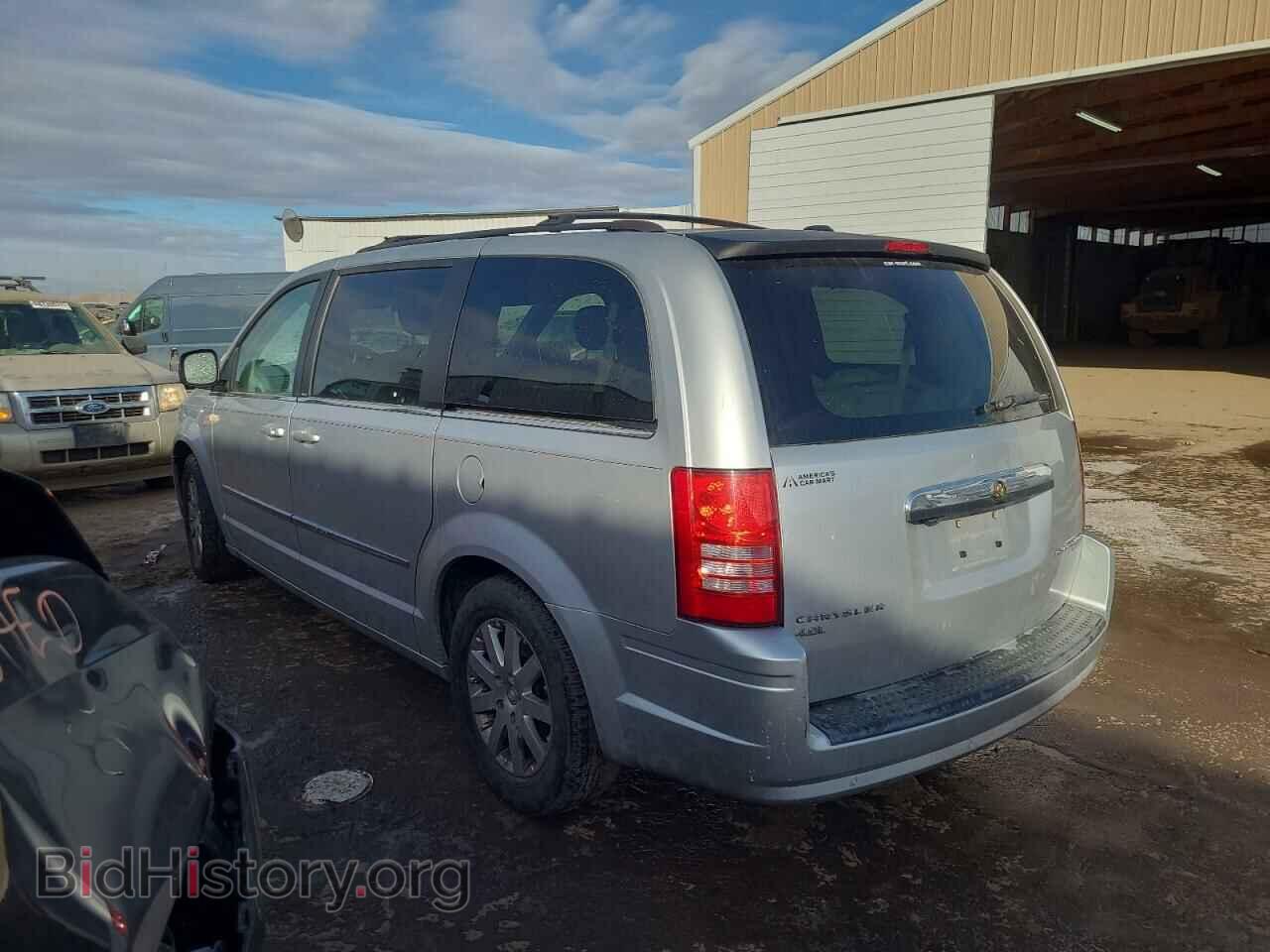 2010 CHRYSLER MINIVAN - VIN: 2A4RR5DX8AR124312 - Фото 2