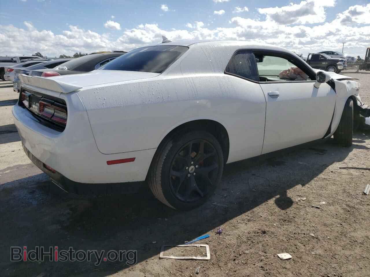 2018 DODGE CHALLENGER - VIN: 2C3CDZAG0JH333933 - Фото 3