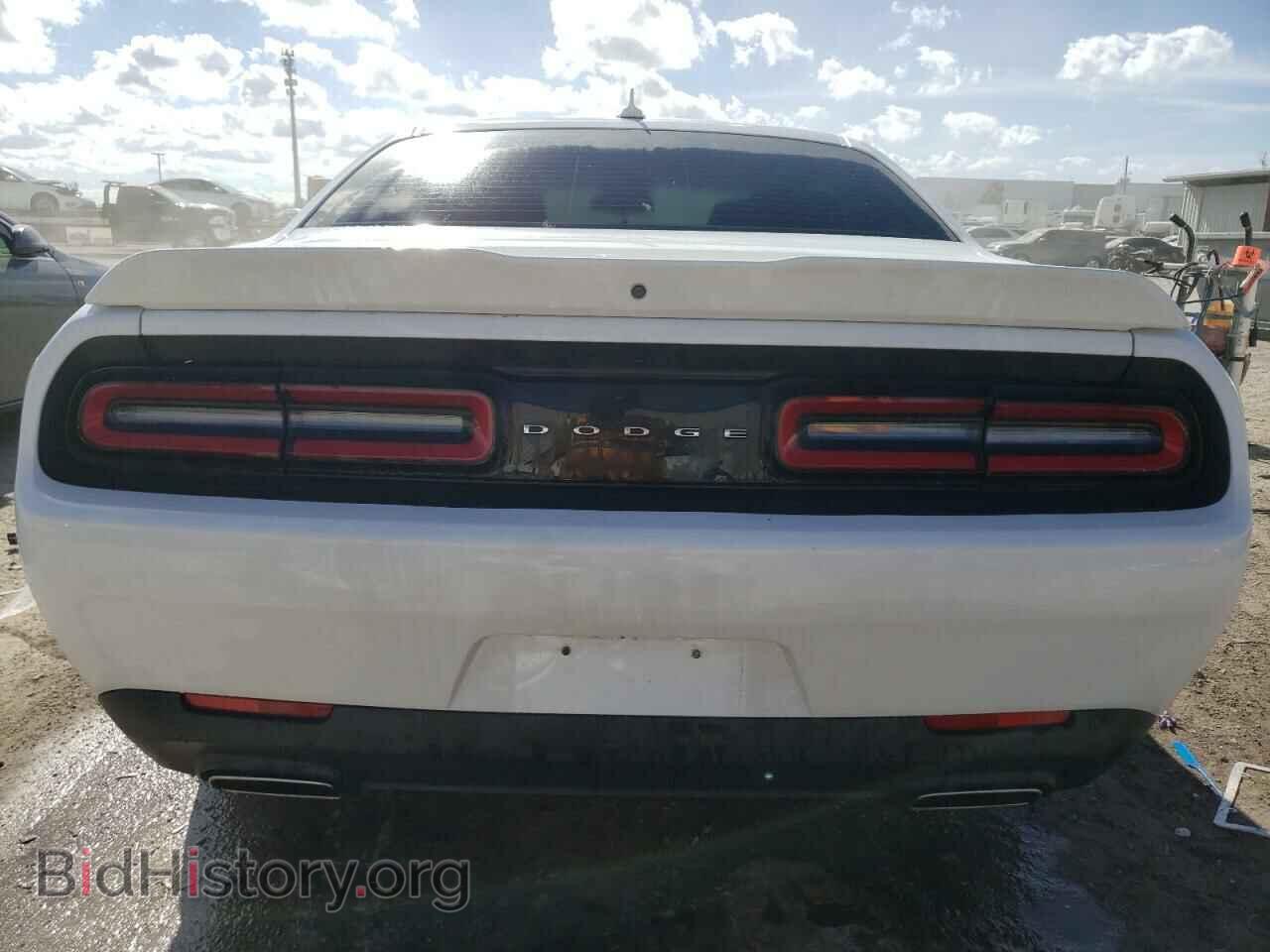 2018 DODGE CHALLENGER - VIN: 2C3CDZAG0JH333933 - Фото 6
