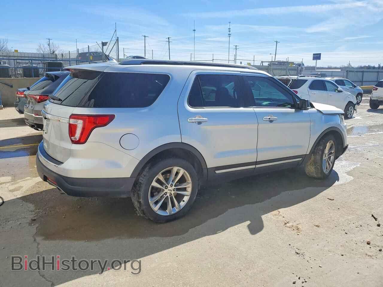 2018 FORD EXPLORER - VIN: 1FM5K7D81JGB28972 - Фото 3