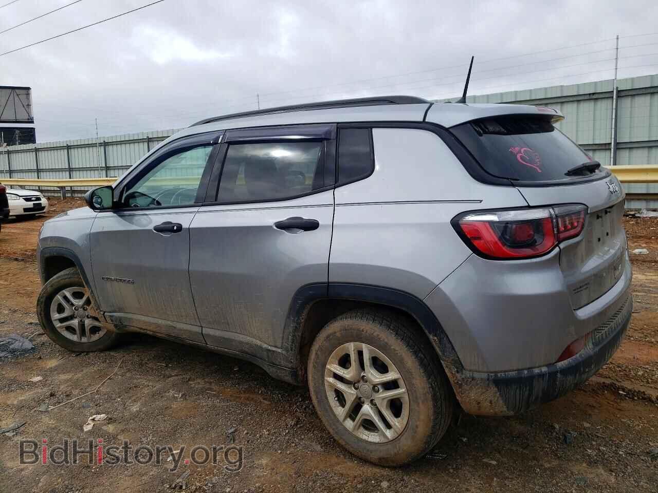 2018 JEEP COMPASS - VIN: 3C4NJCAB3JT123252 - Фото 2