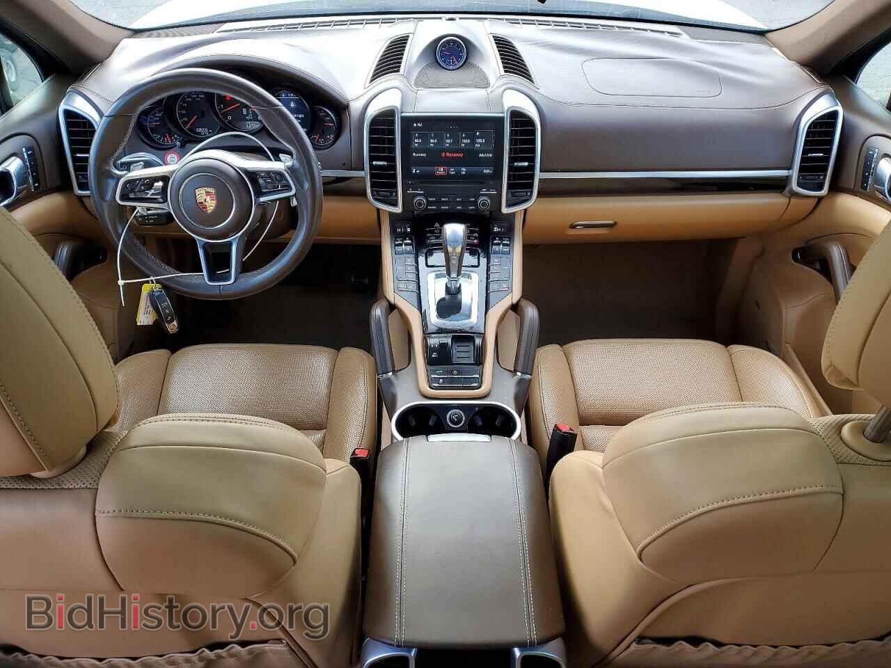 2017 PORSCHE CAYENNE - VIN: WP1AA2A22HKA82664 - Photo 8