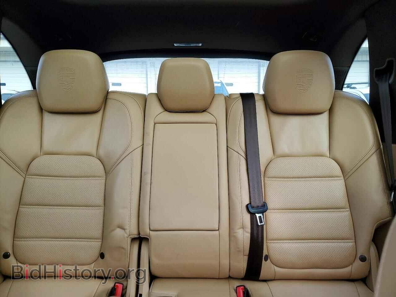 2017 PORSCHE CAYENNE - VIN: WP1AA2A22HKA82664 - Photo 10
