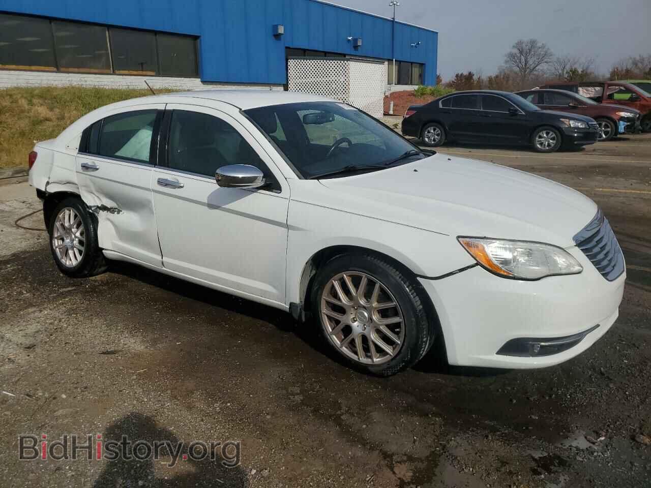2013 CHRYSLER 200 - VIN: 1C3CCBCG2DN577912 - Фото 4