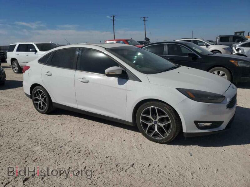 2017 Ford FOCUS (VIN 1FADP3H2XHL295466) — фото 4 из 13